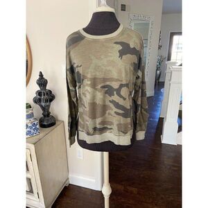 Camo Long-sleeved shirt (Small)